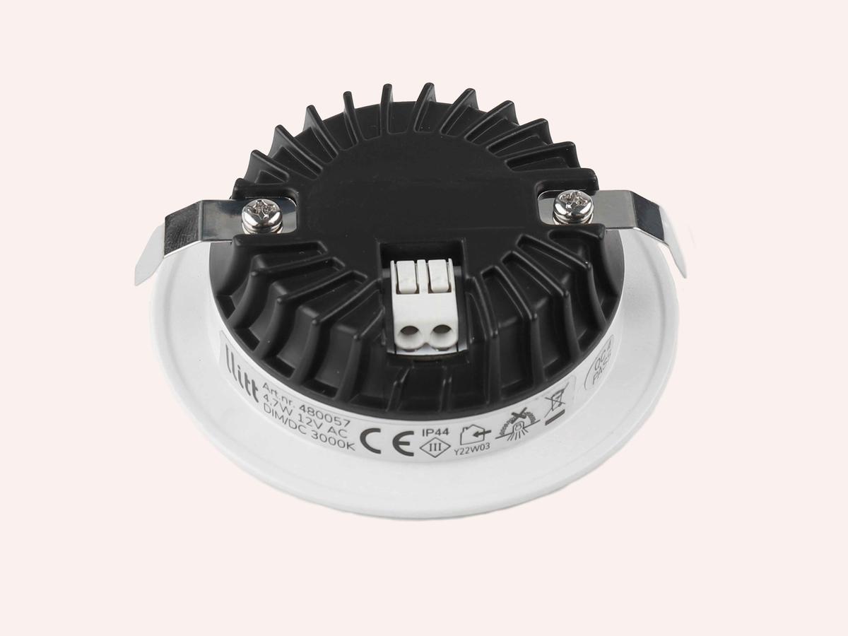 480001p2.jpg